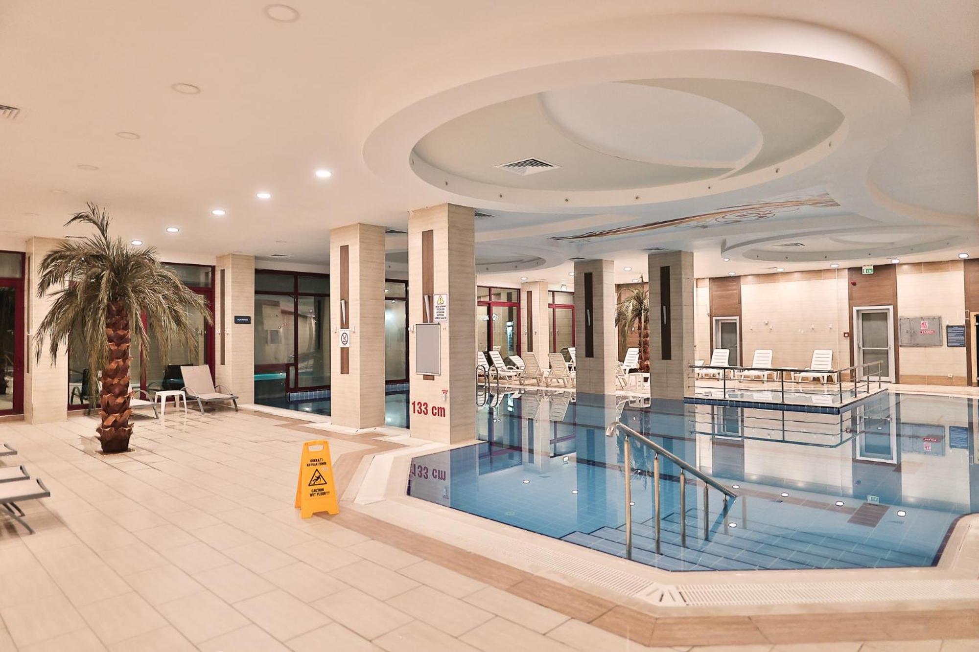 Bonjur Hotel Thermal & Wellness Club อังการา ภายนอก รูปภาพ